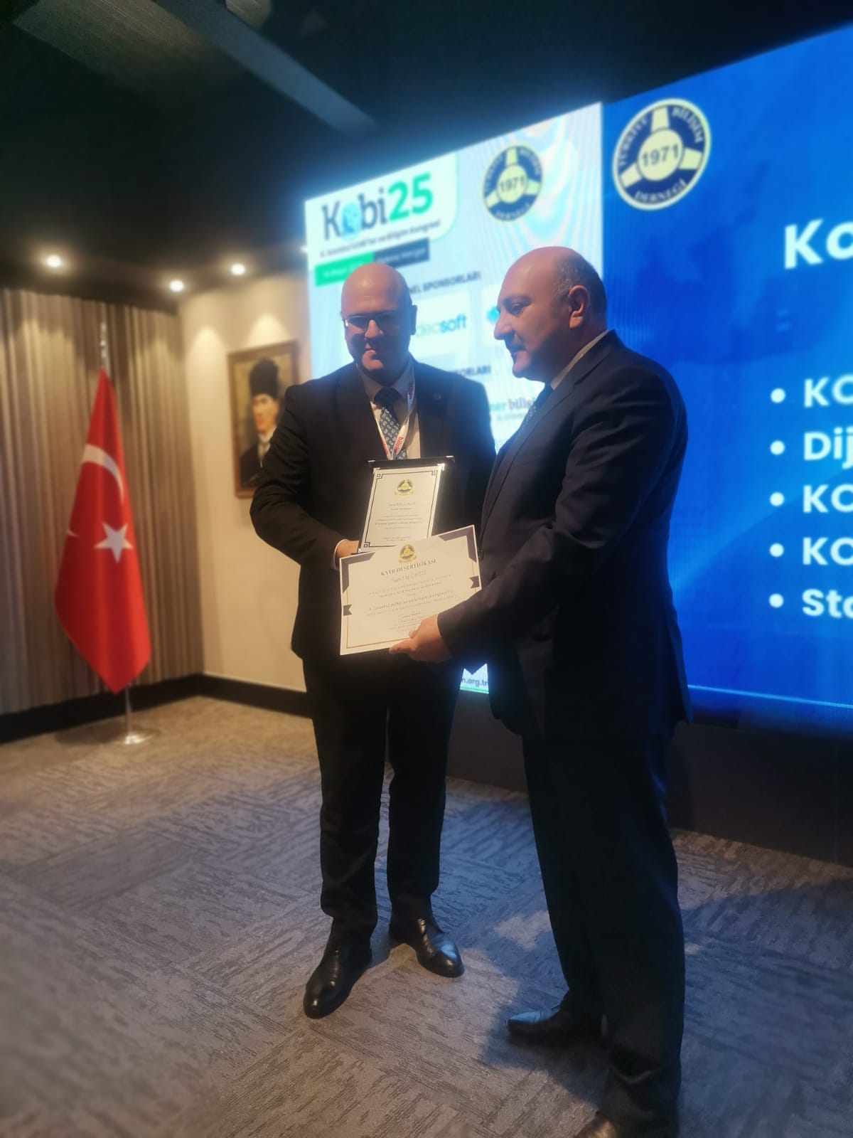 Kaymakamımız Edip ÇAKICI, Türkiye Bilişim Derneği İstanbul Şubesi tarafından düzenlenen 8. İstanbul KOBİ’ler ve Bilişim Kongresine katıldı