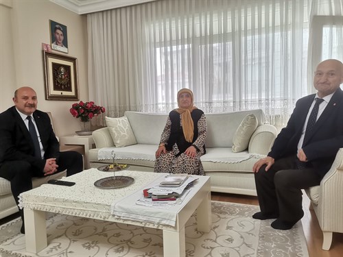 Kaymakamımız Edip ÇAKICI, Şehit Ahmet YALÇINKAYA ve Şehit Casim AKYILDIZ' ın kıymetli ailelerini ziyaret etti